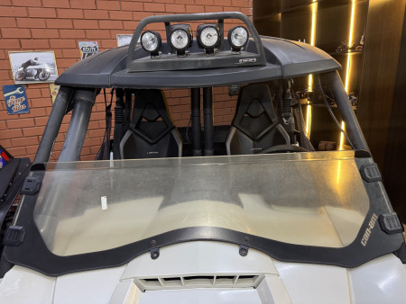 Б/У багги BRP Can-am Commander 1000 LTD