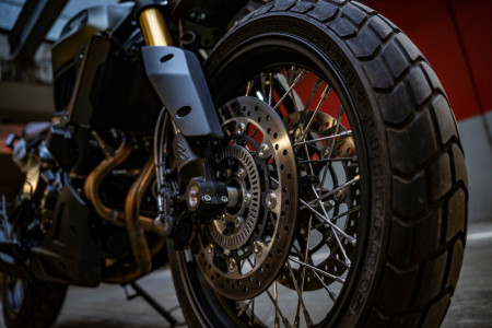 Мотоцикл Moto Morini Seiemmezzo SCR