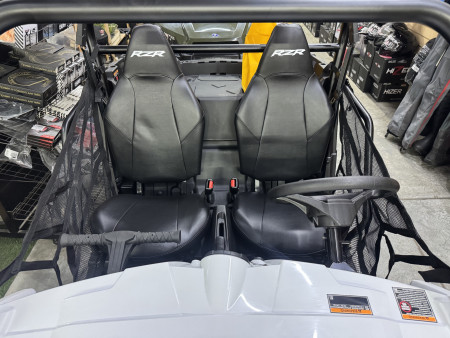 Багги  Polaris RZR 570