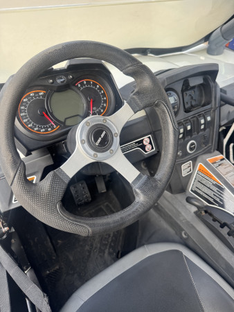 Б/У багги BRP Can-am Commander 1000 LTD