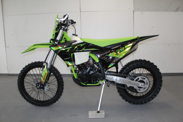 Мотоцикл Racer Z3