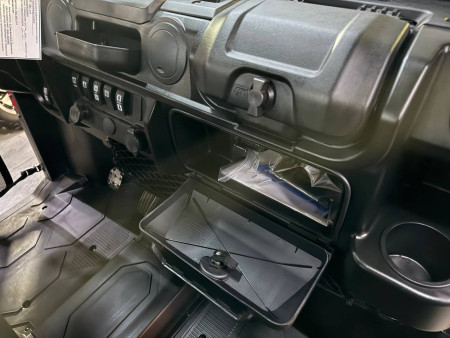 TGB Landmax 1000 SE Half Cabin