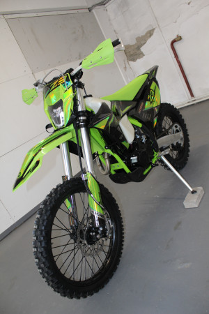 Мотоцикл Racer Z3