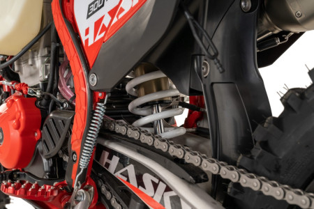 Мотоцикл Hasky F7 182NM Racing Мотоцикл Hasky F7 182NM Racing