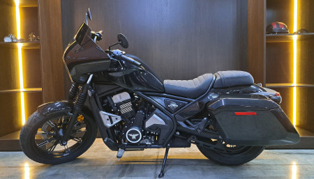 Мотоцикл Moto Morini Calibro Bagger