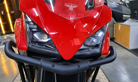 Мотоцикл X-CAPE (GOLD EDITION 650X)