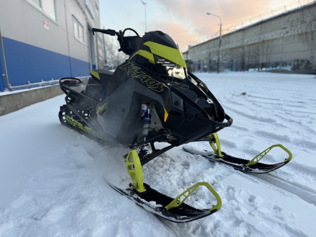 Горный снегоход Polaris  Boost Matryx Slash 155
